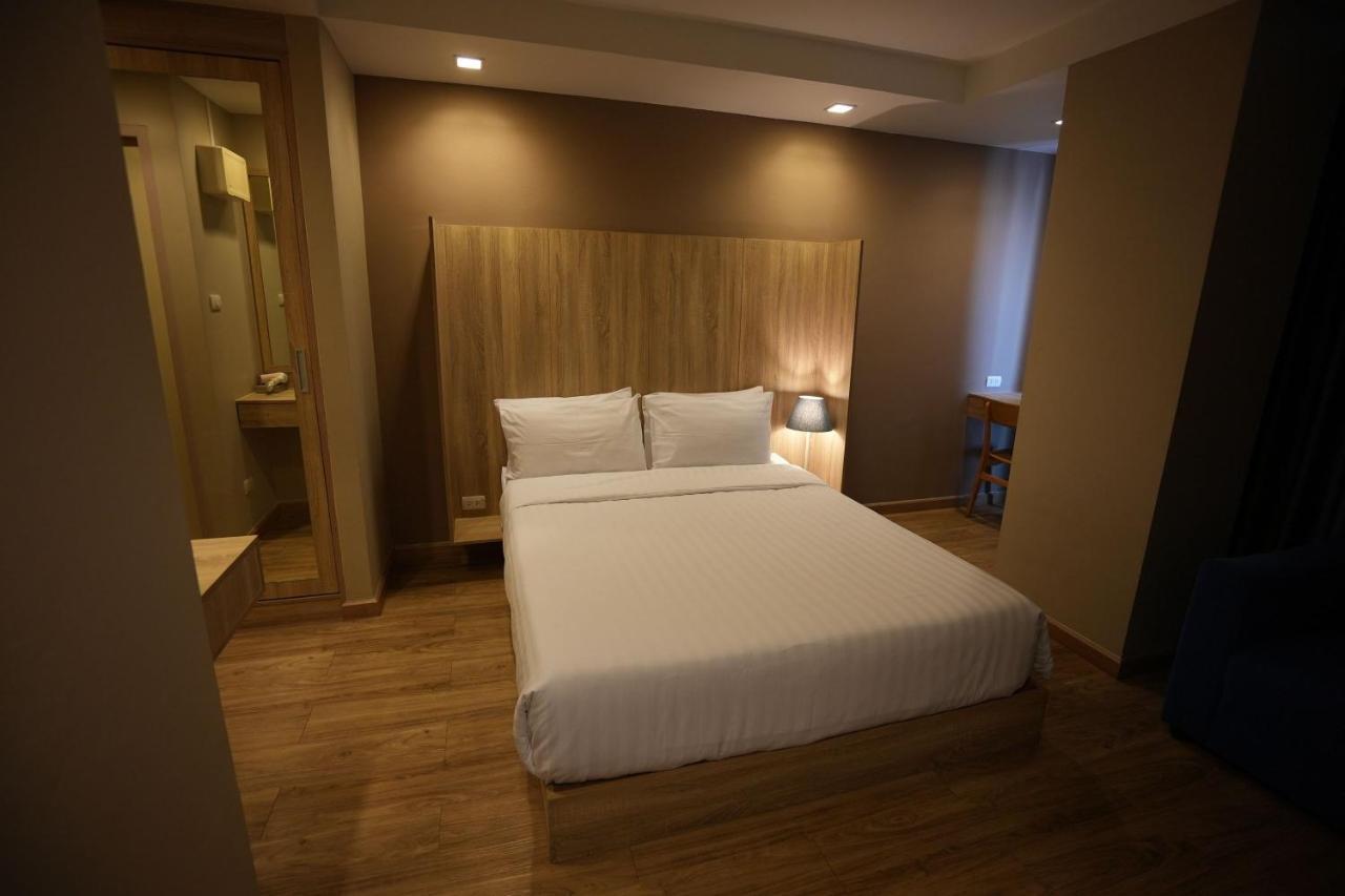 Baan Tanwa - Mrt Ratchadapisek Hotel 3*