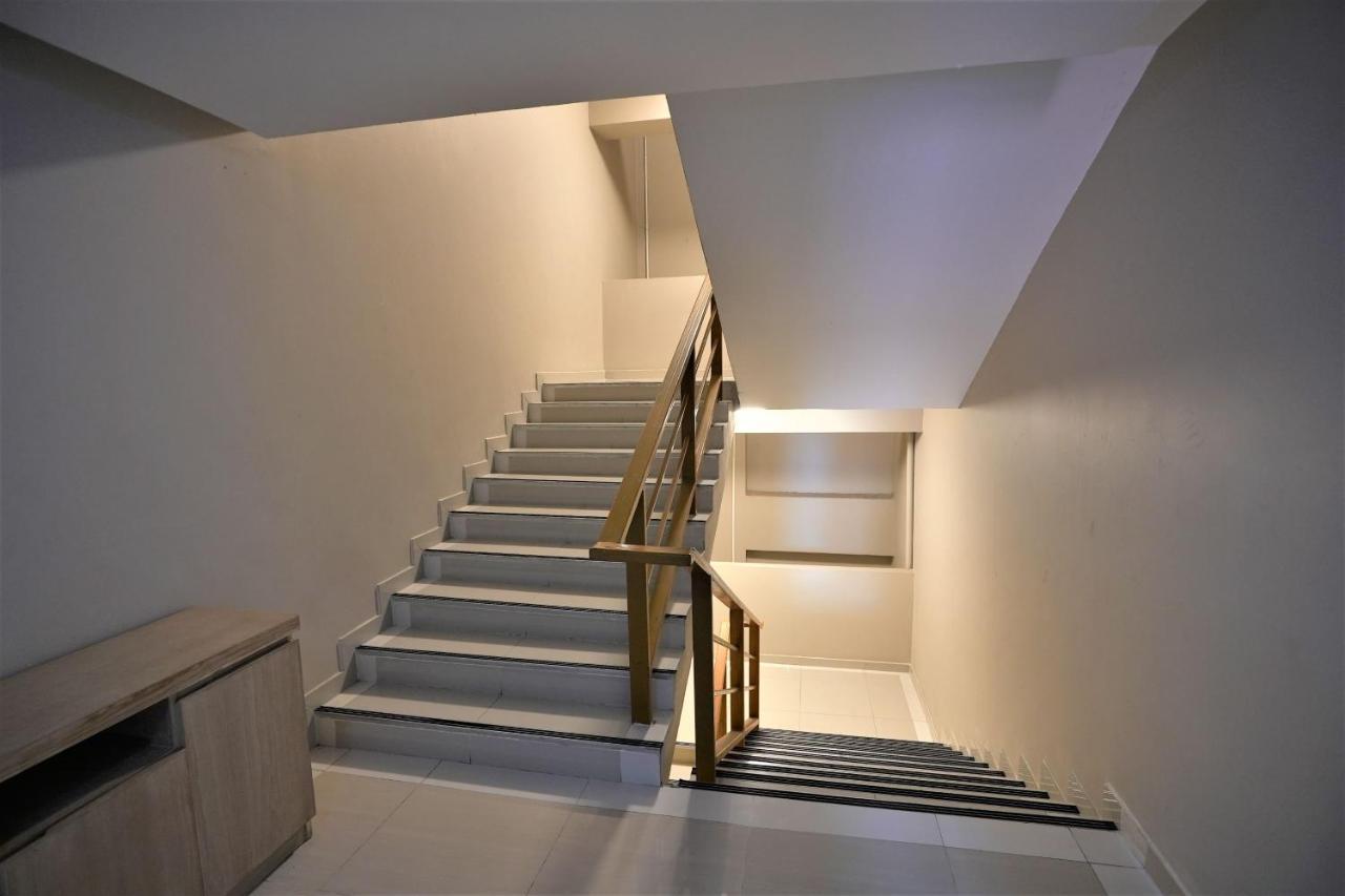 Hotel Baan Tanwa - Mrt Ratchadapisek 3*