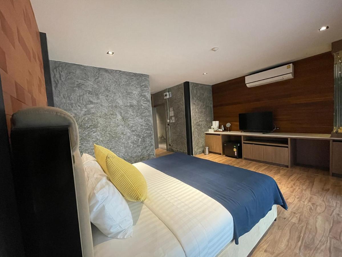 Hotel Loft122 *