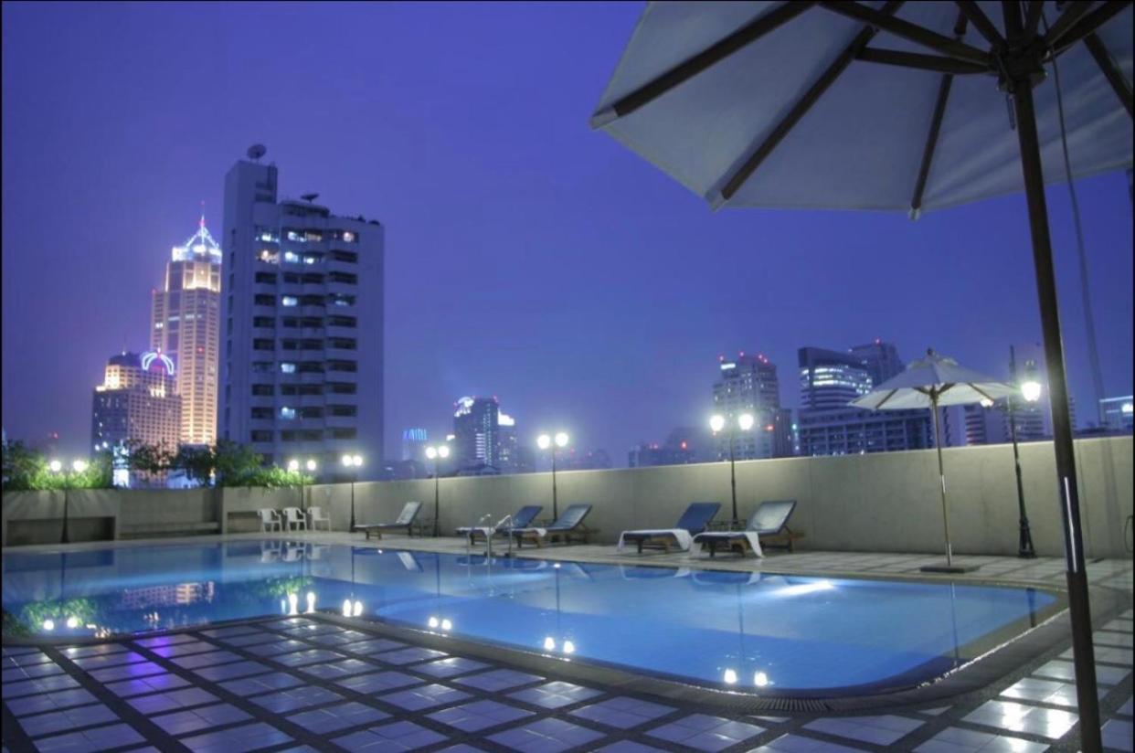 Omni Tower Cozy Near Nana Bts Apartment Bangkok