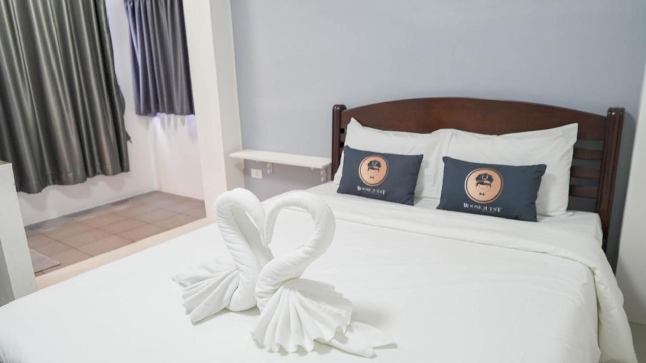 Roomquest Suvarnabhumi Ladkrabang 42 *