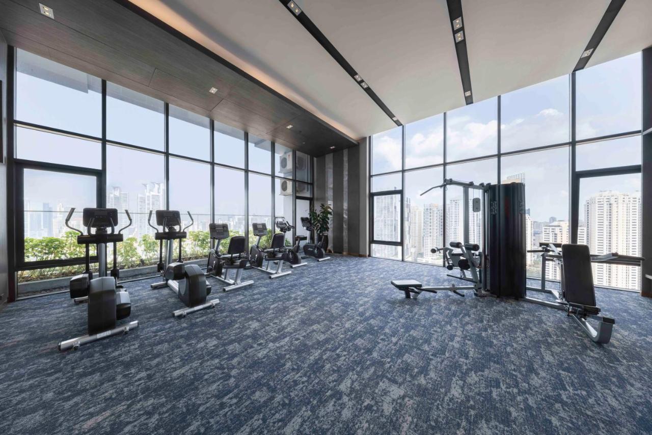 Wyndham Queen Convention Centre Hotel