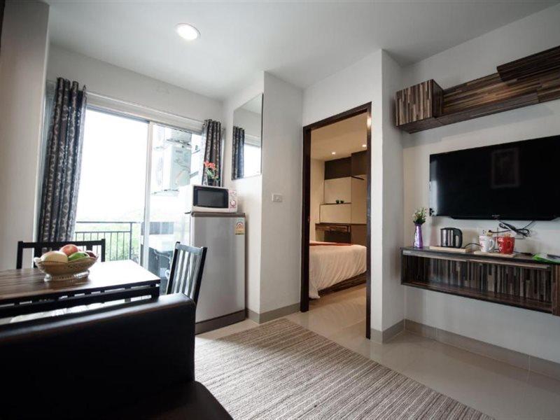 48 Metro Hotel 3*