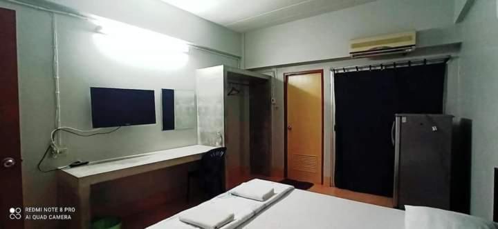 Apartment Jirapong