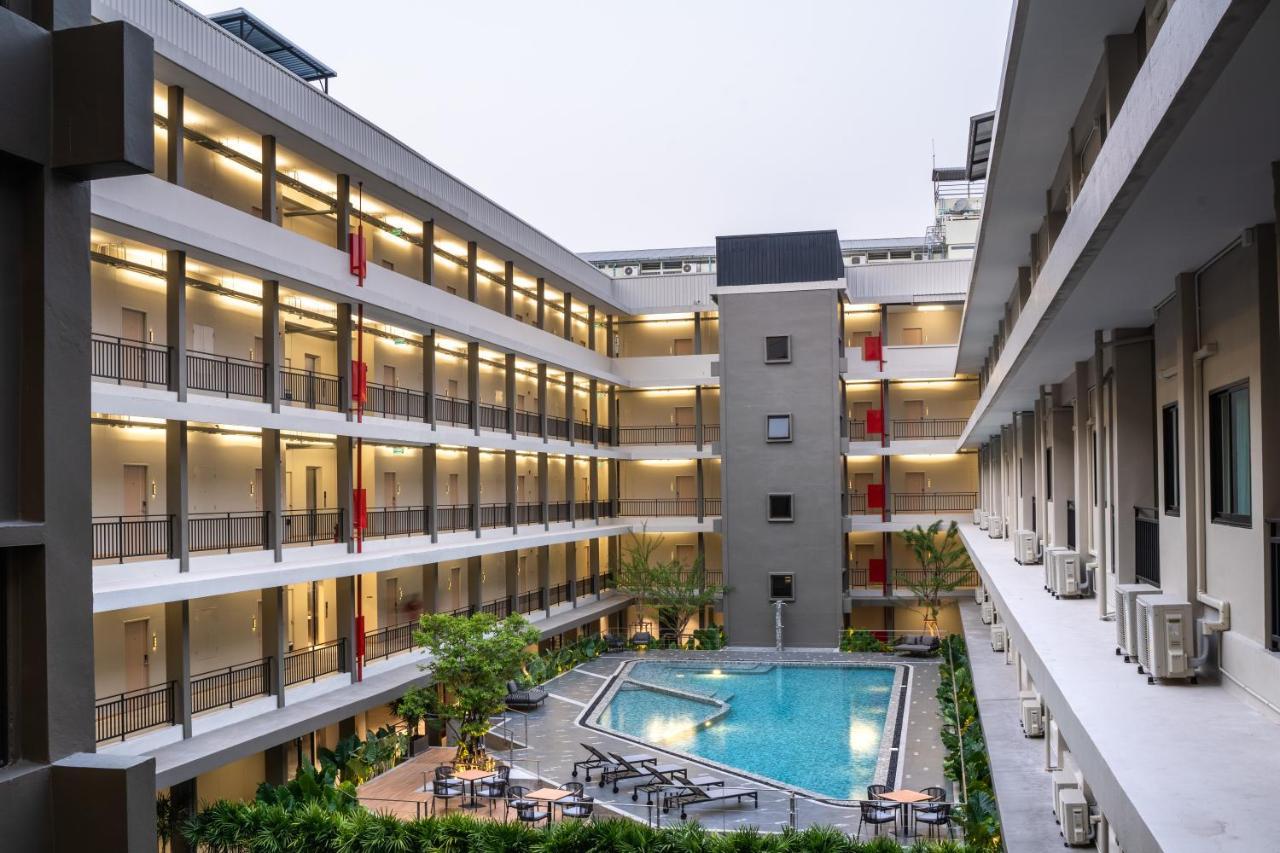 College Haus Rangnam Bangkok