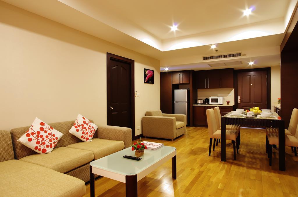 The Ninth Place Serviced 4*