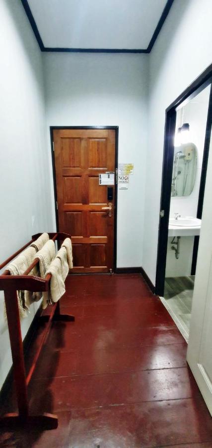 Ob Arun House Bed & Breakfast Bangkok