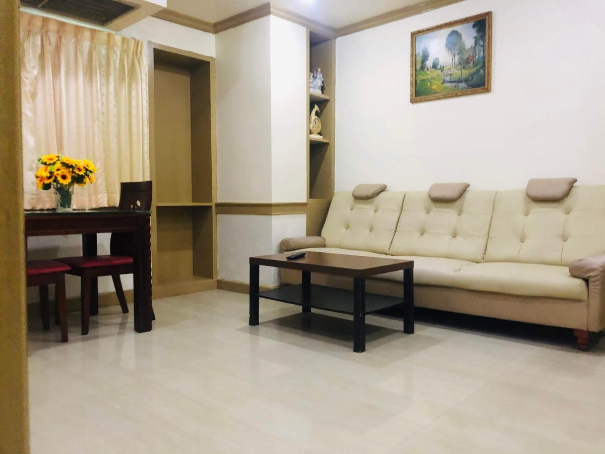 Spacious 1 Bed With Living Ekamai Thonglor Prime Area *