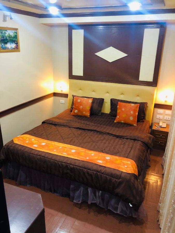 Spacious 1 Bed With Living Ekamai Thonglor Prime Area *