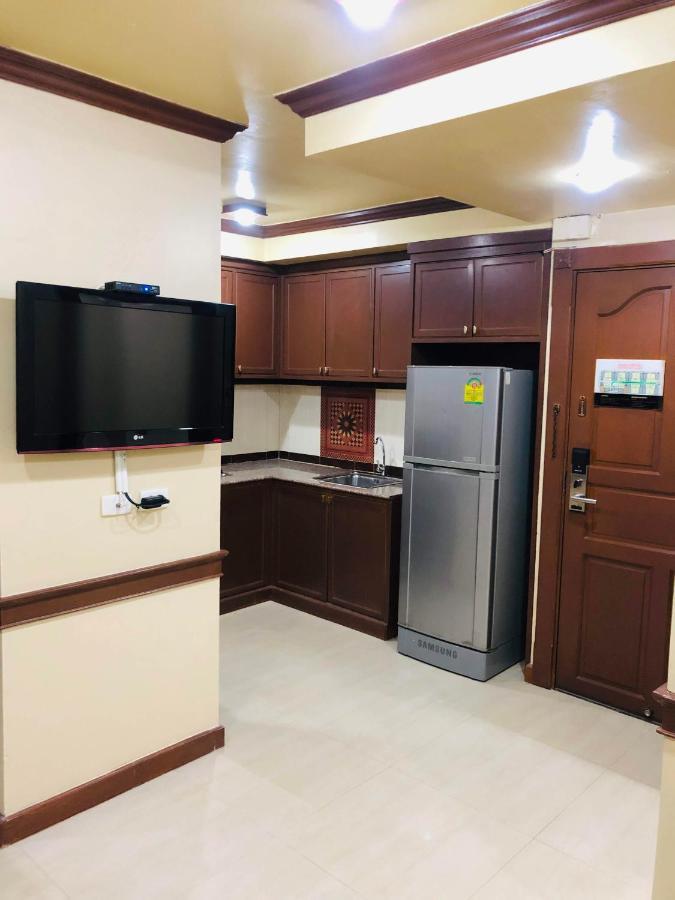 Spacious 1 Bed With Living Ekamai Thonglor Prime Area