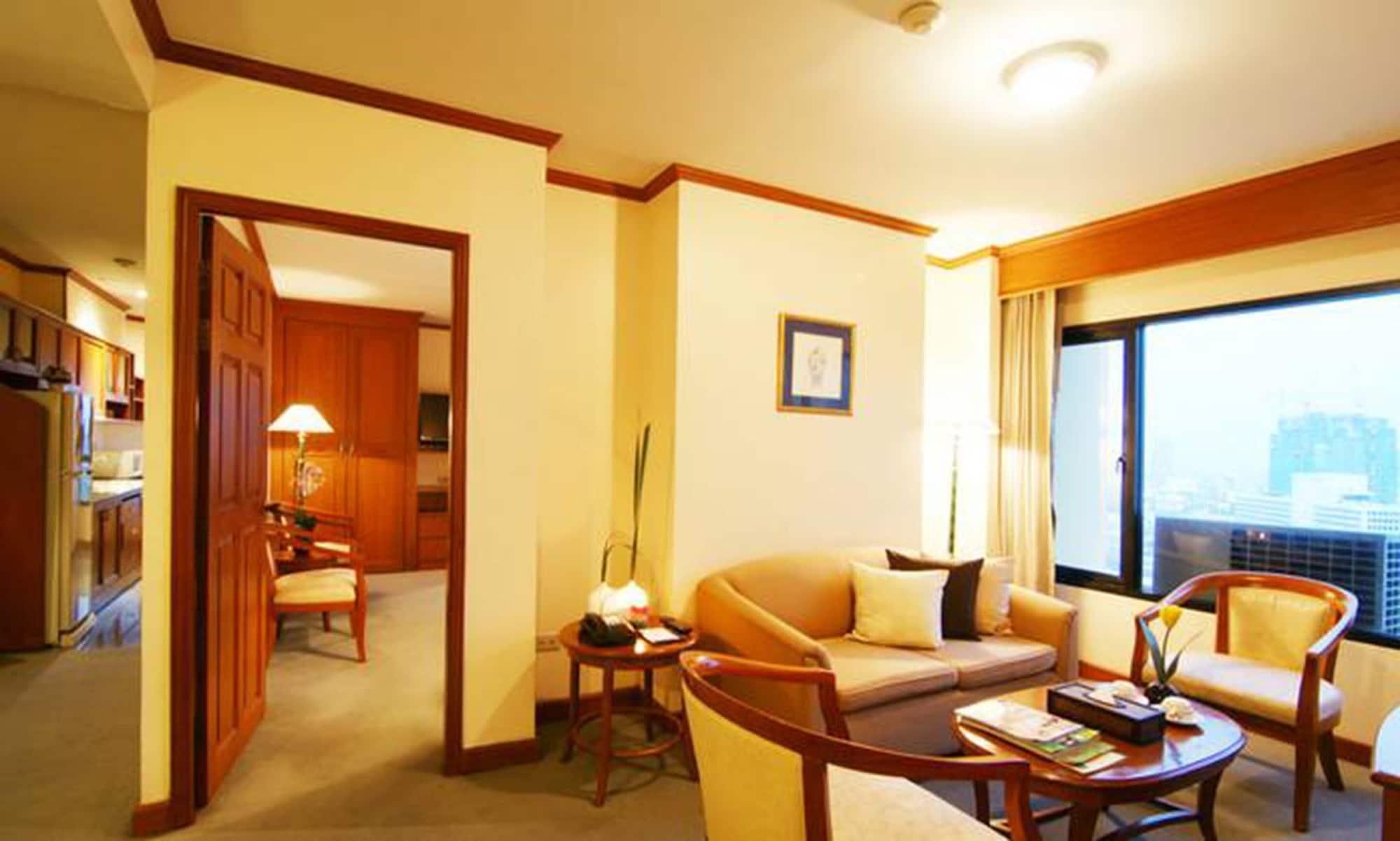 Grand Diamond 4* Bangkok