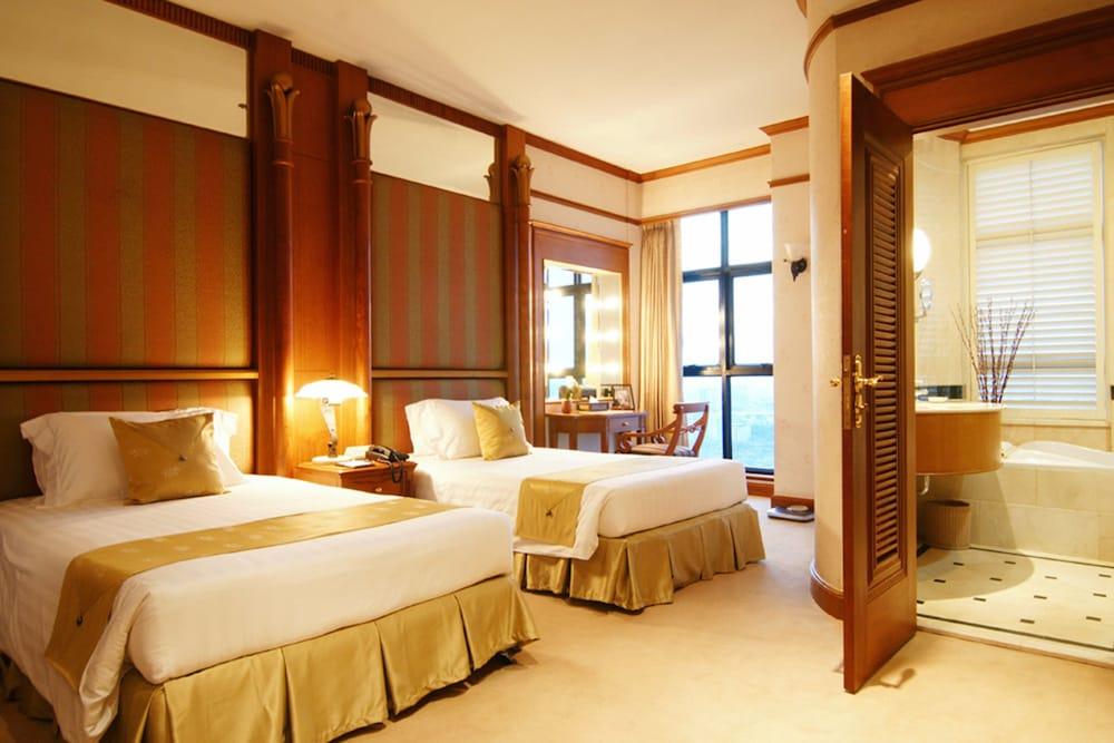 Grand Diamond Hotel 4*