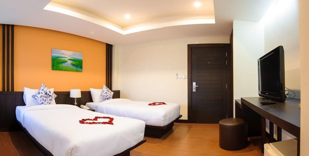 Tara Place Hotel 3*