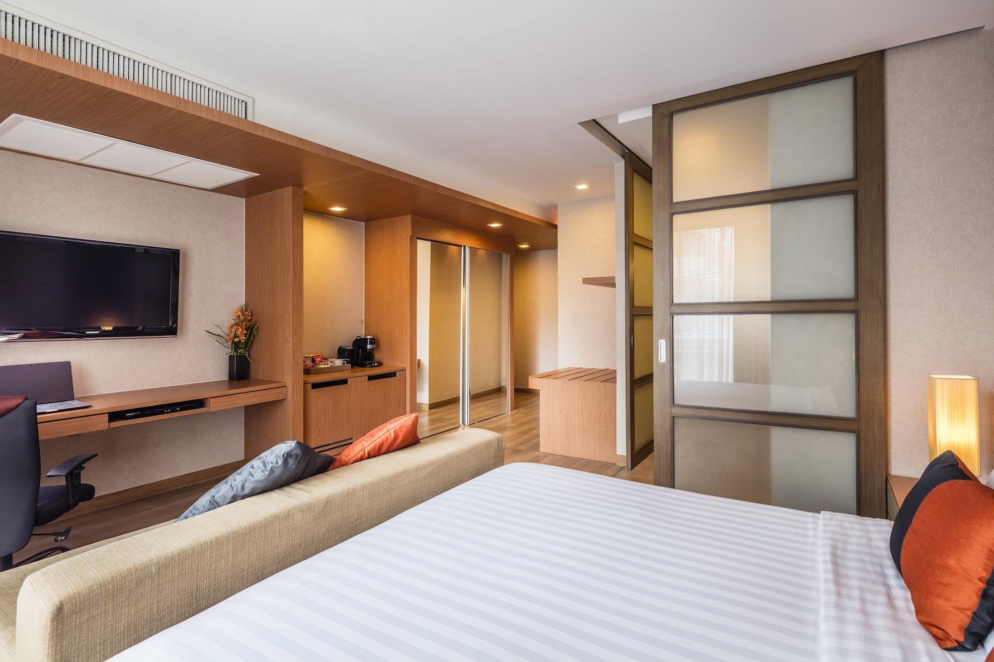 Solo, Sukhumvit 2, - Sha Extra 4* Bangkok
