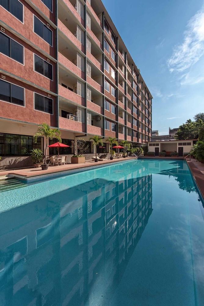 Capital Mansion - Sha Certified Hotel