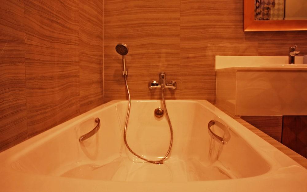 Arun Hotel 4*