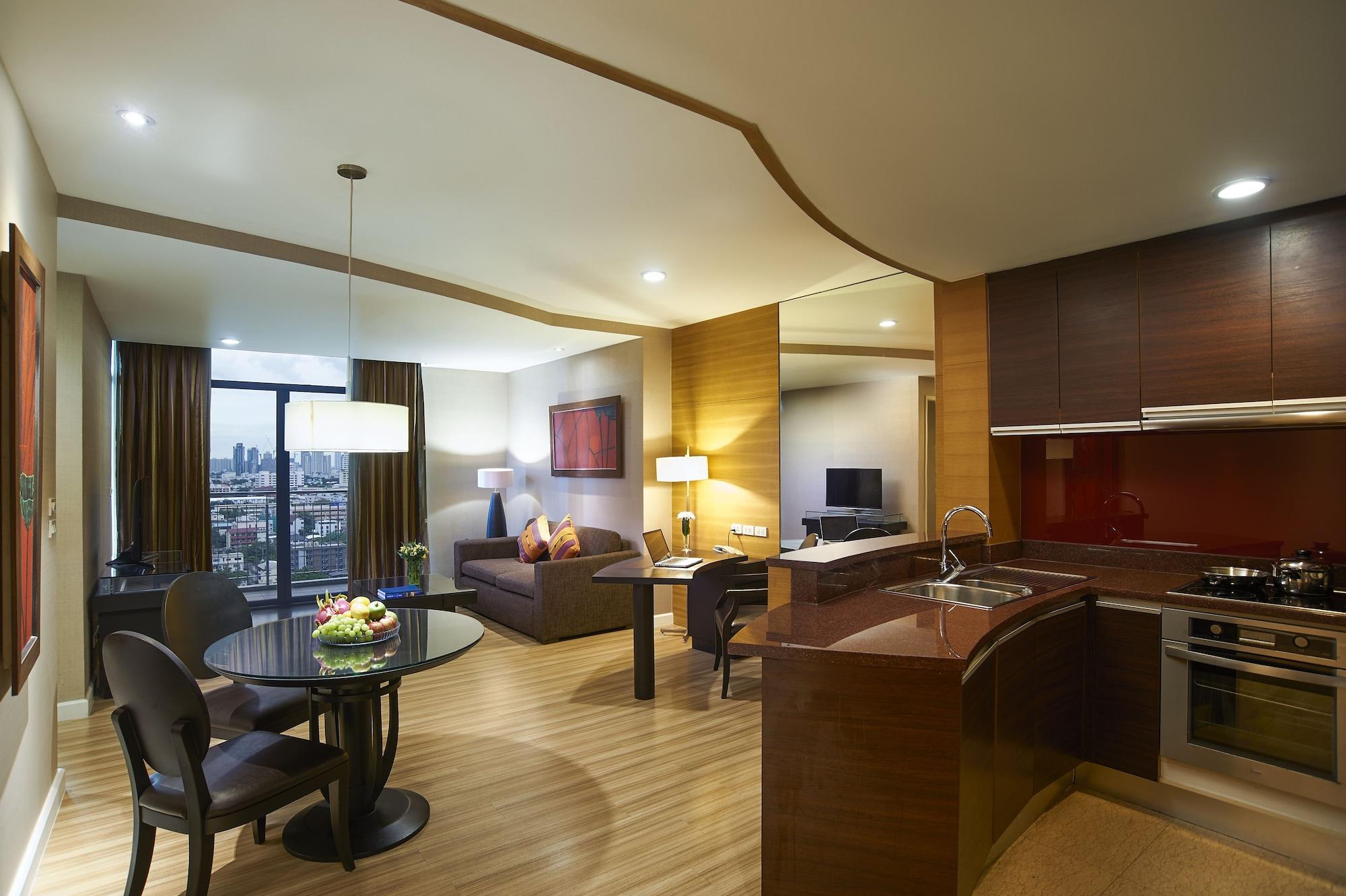 Urbana Sathorn Hotel, Hotel