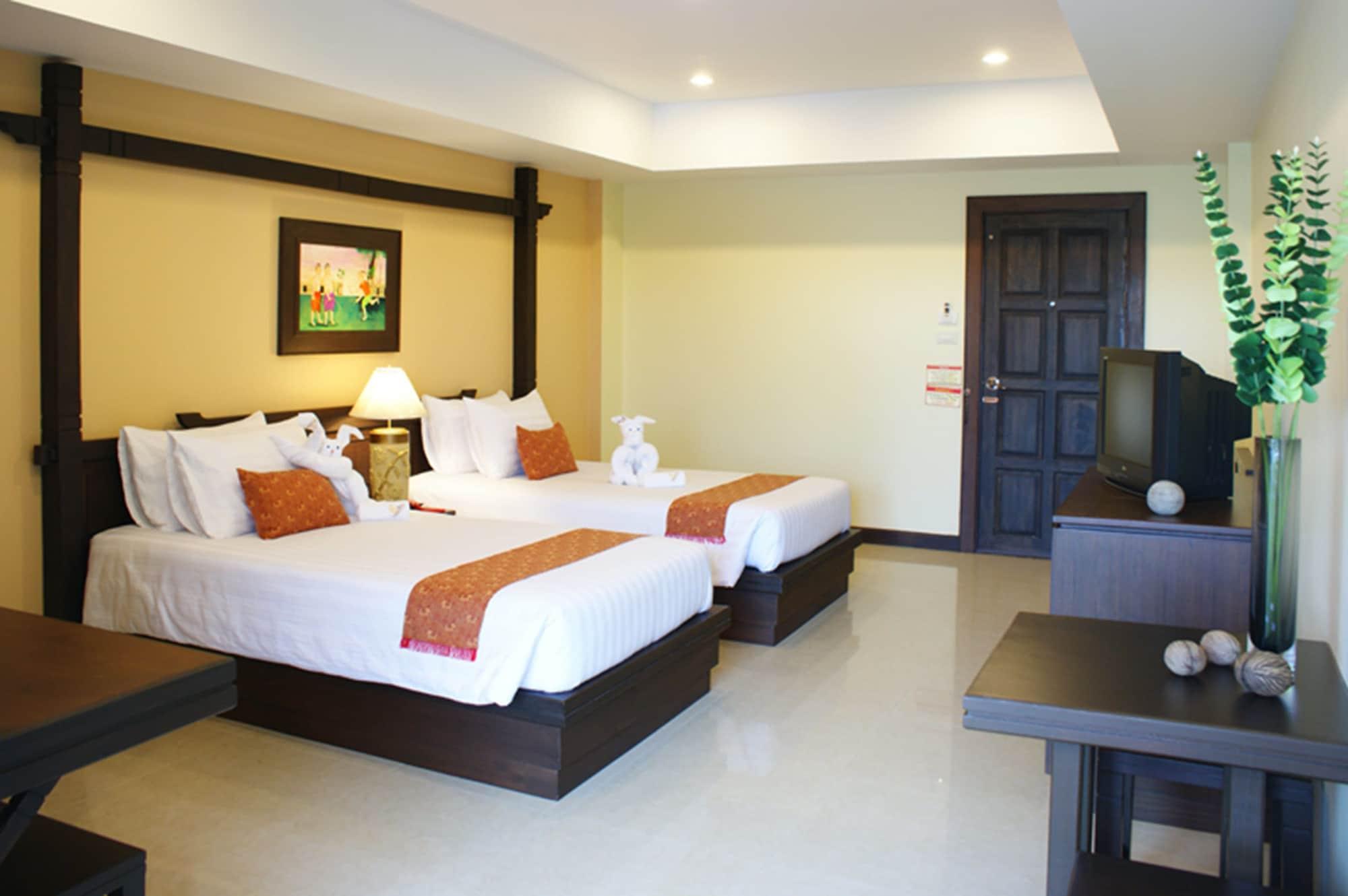 Thong Ta And Hotel 2*
