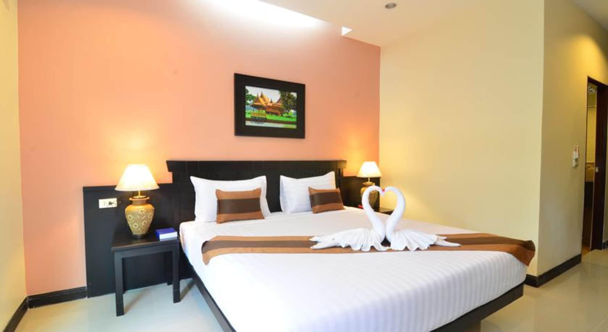 Thong Ta And Hotel 2*