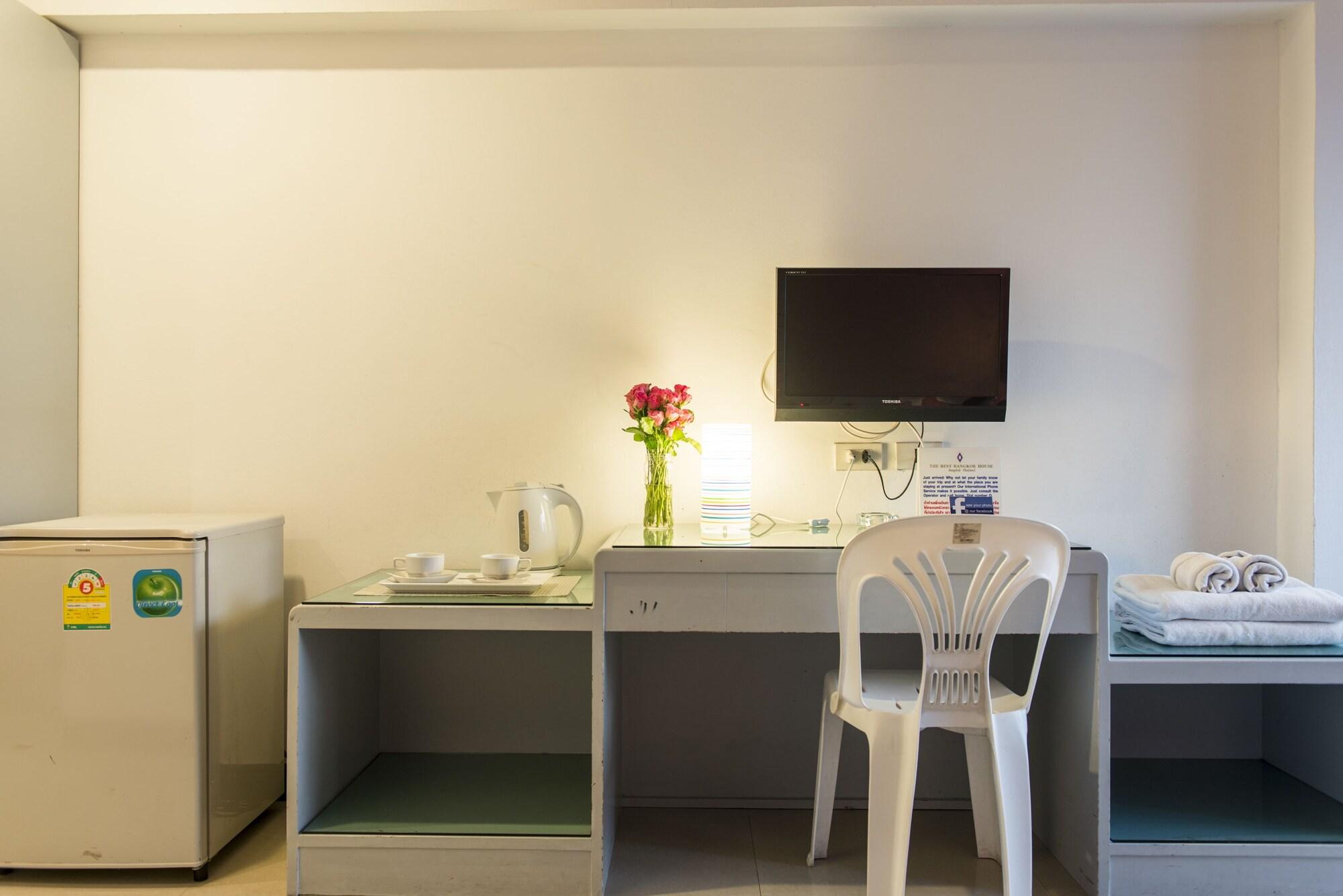 A-2 House Hostel *