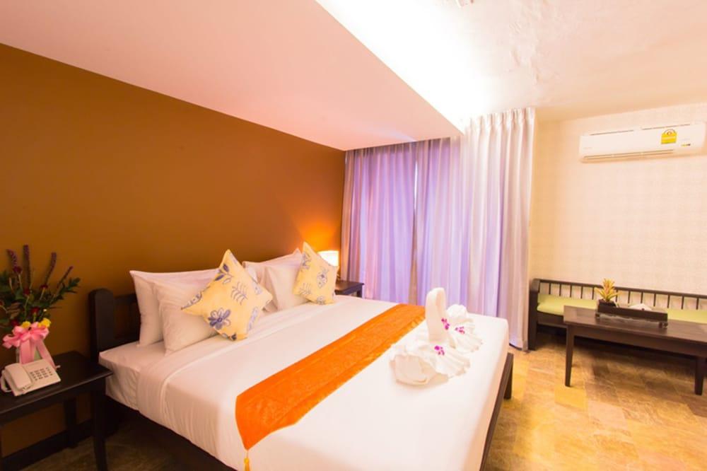 Hotel Together