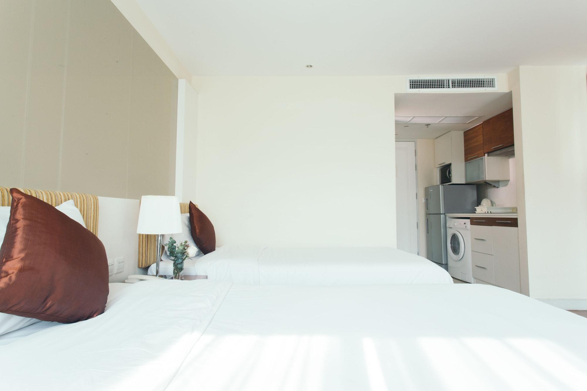 Thomson Hotel 3*