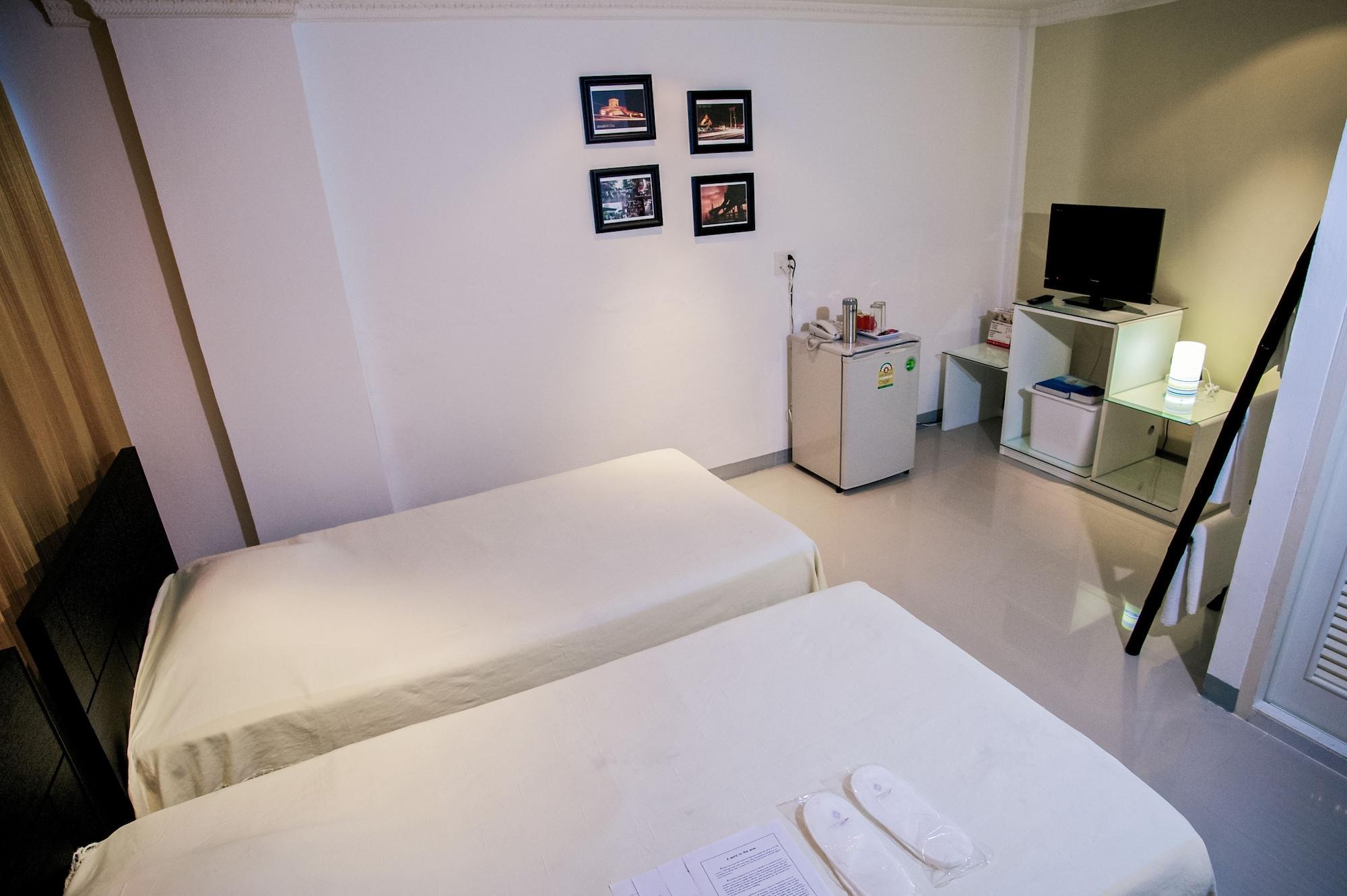 House 3*