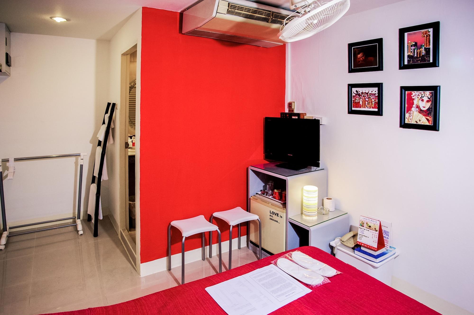 House Hotel 3*