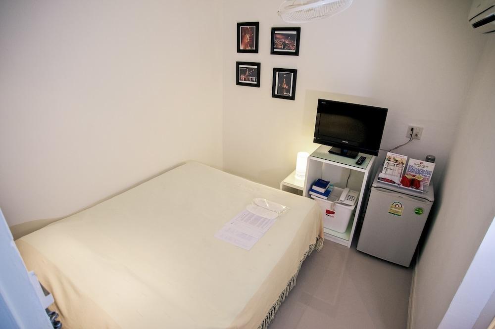 Hotel House
