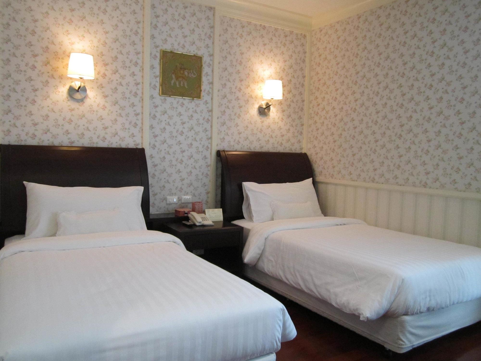 Aurum The River Place Hotel 4*