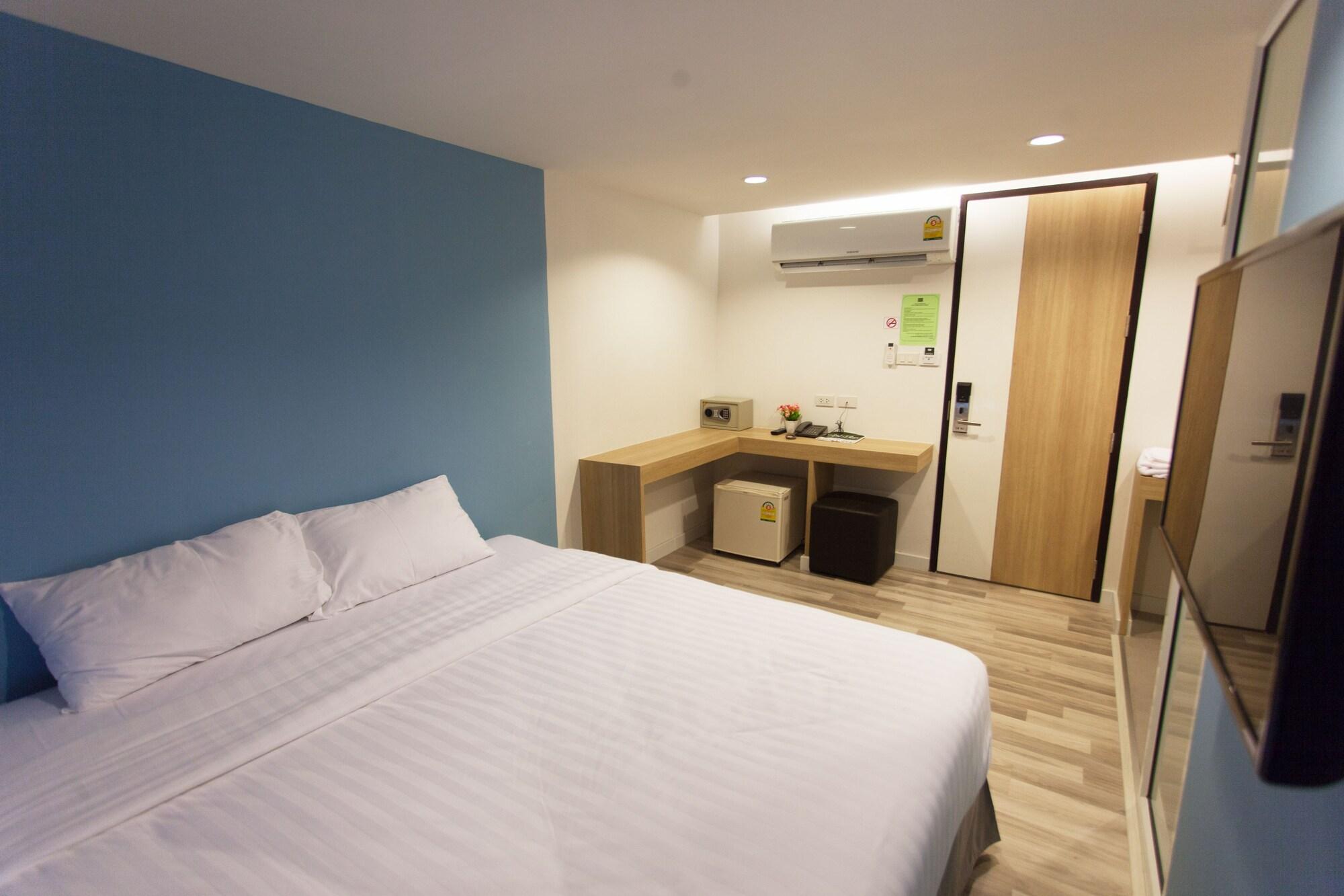Nantra Ploenchit 3*