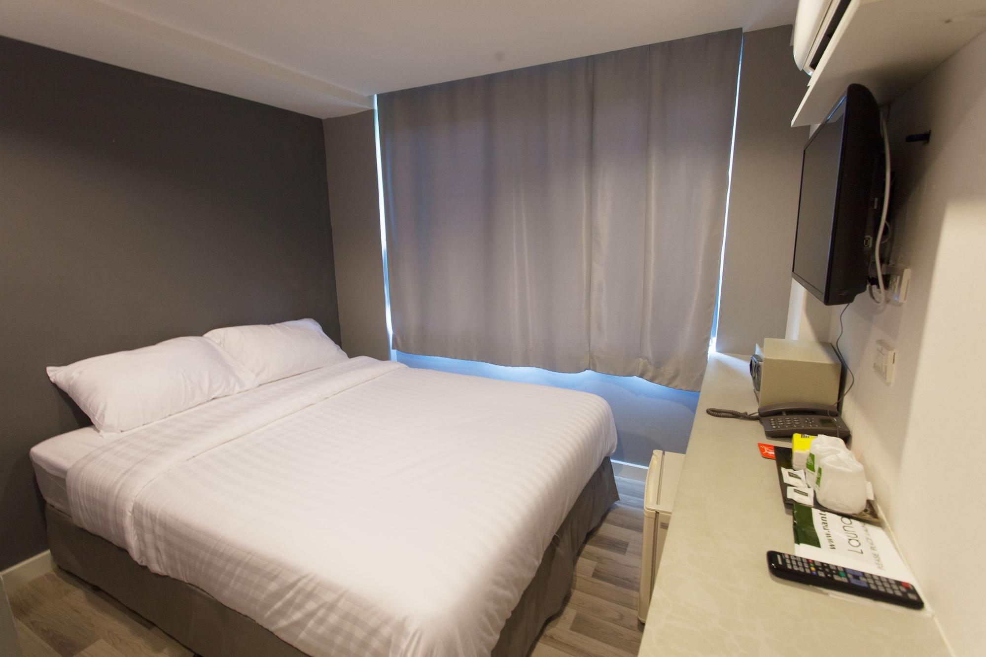 Nantra Ploenchit 3* Bangkok