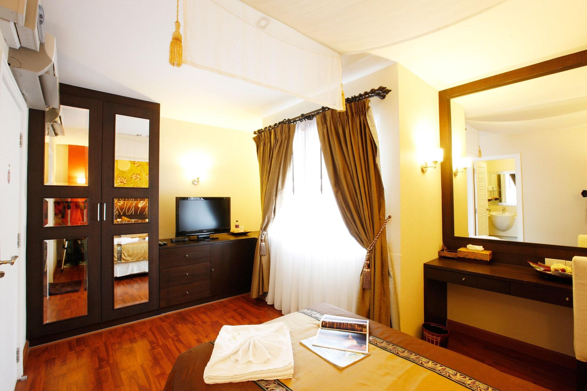 Hotel Mirth Sathorn