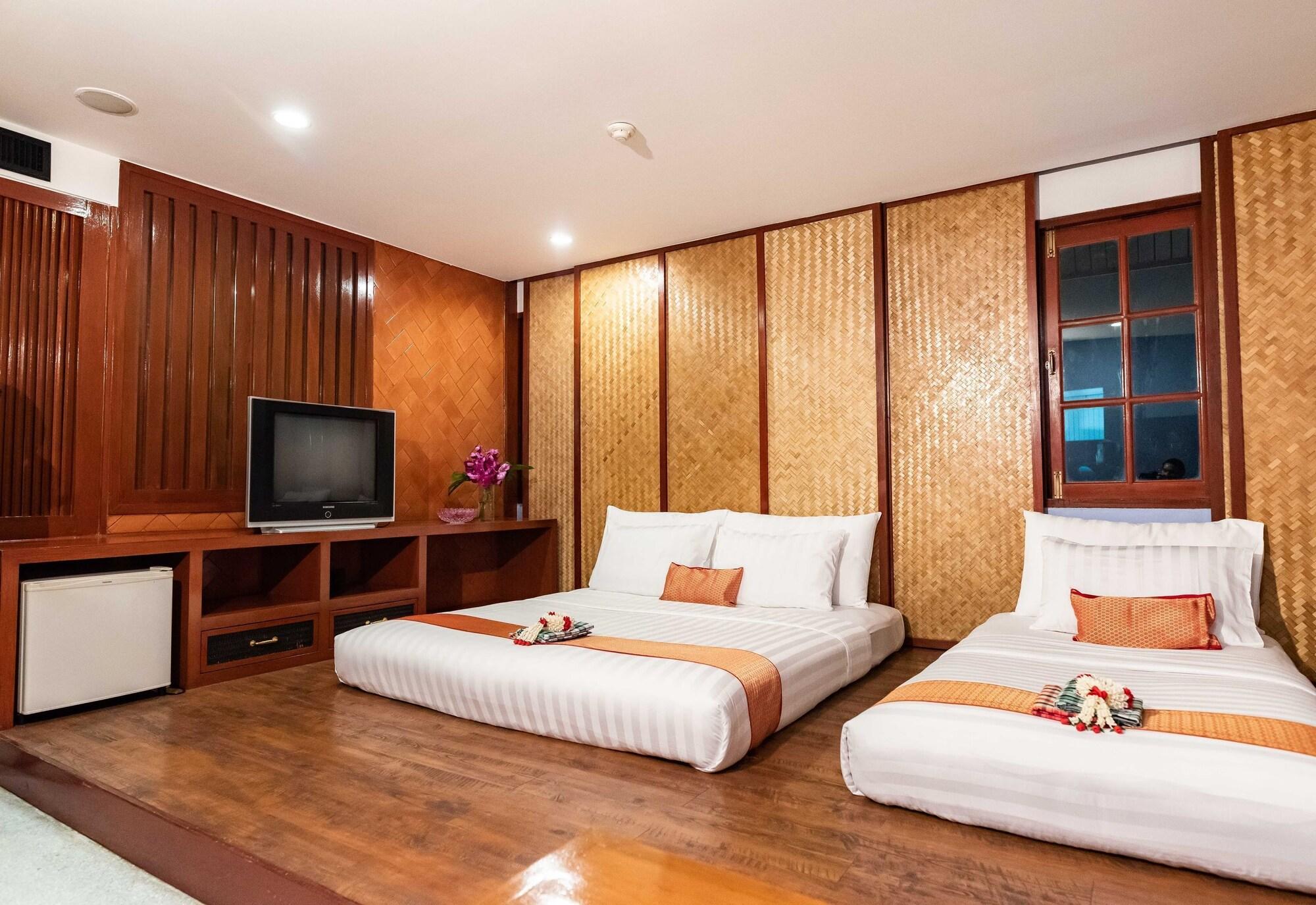 Dang Derm Khaosan Hotel 3*