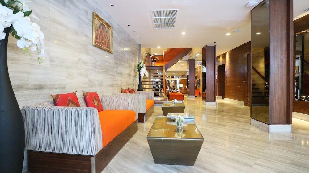 Hotel On8 Sukhumvit Nana 3*