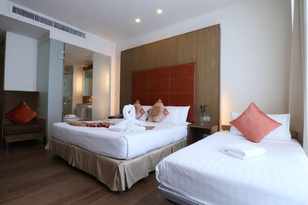 On8 Sukhumvit Nana