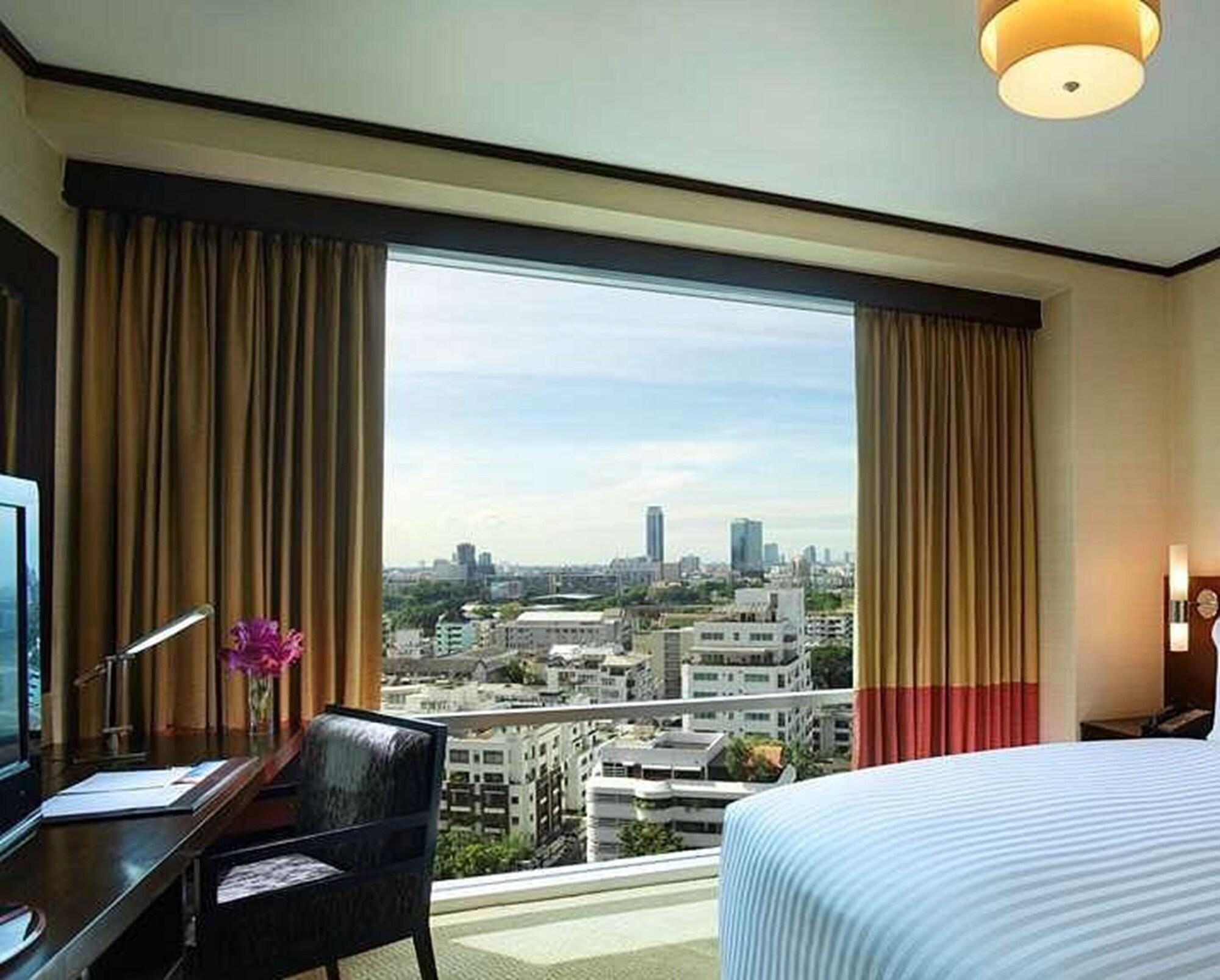 Conrad Residences 5*