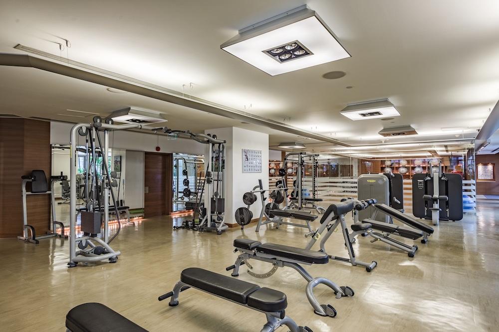 Conrad Residences Hotel 5*