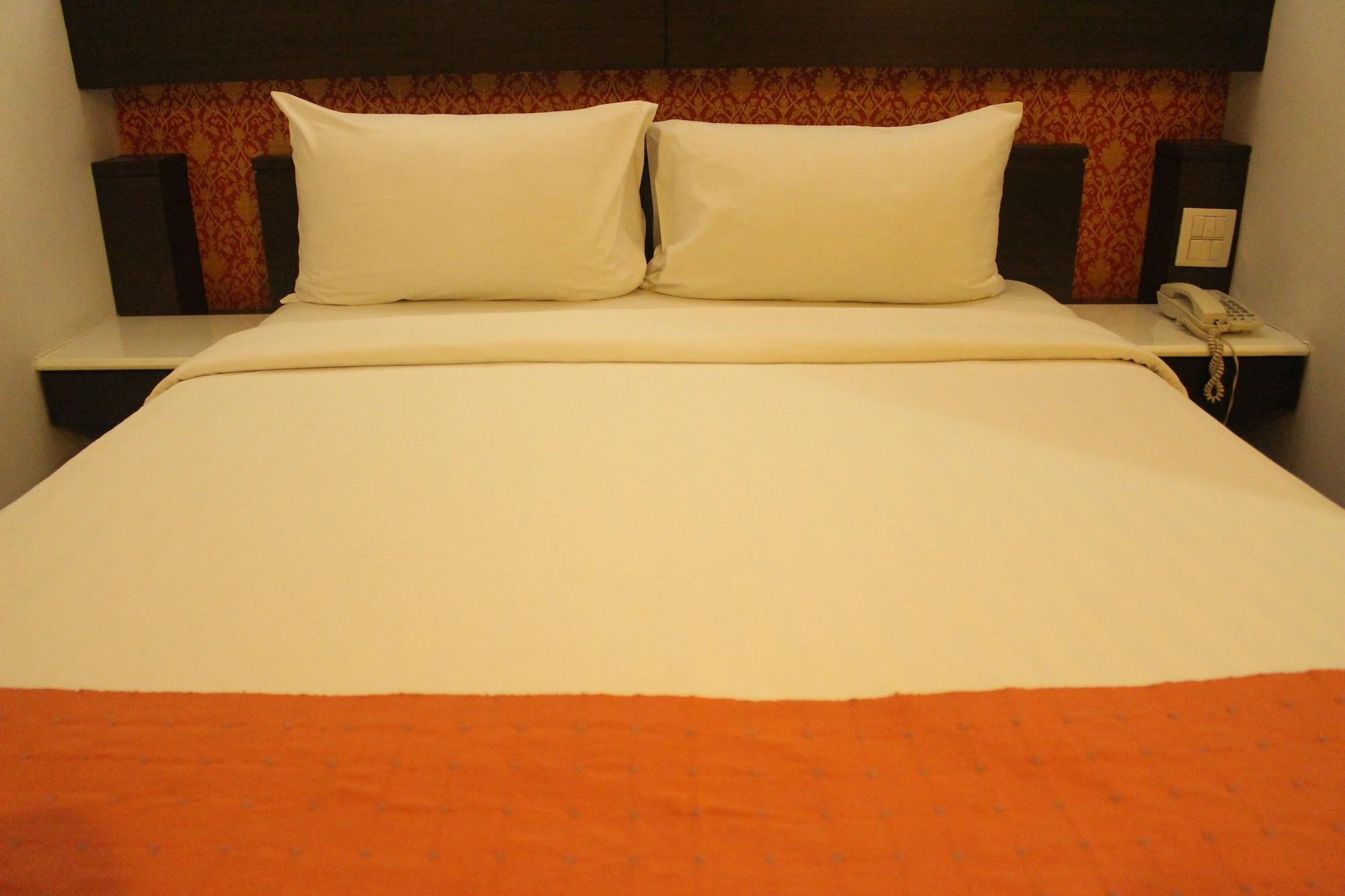 Hotel Suvarnabhumi 4*