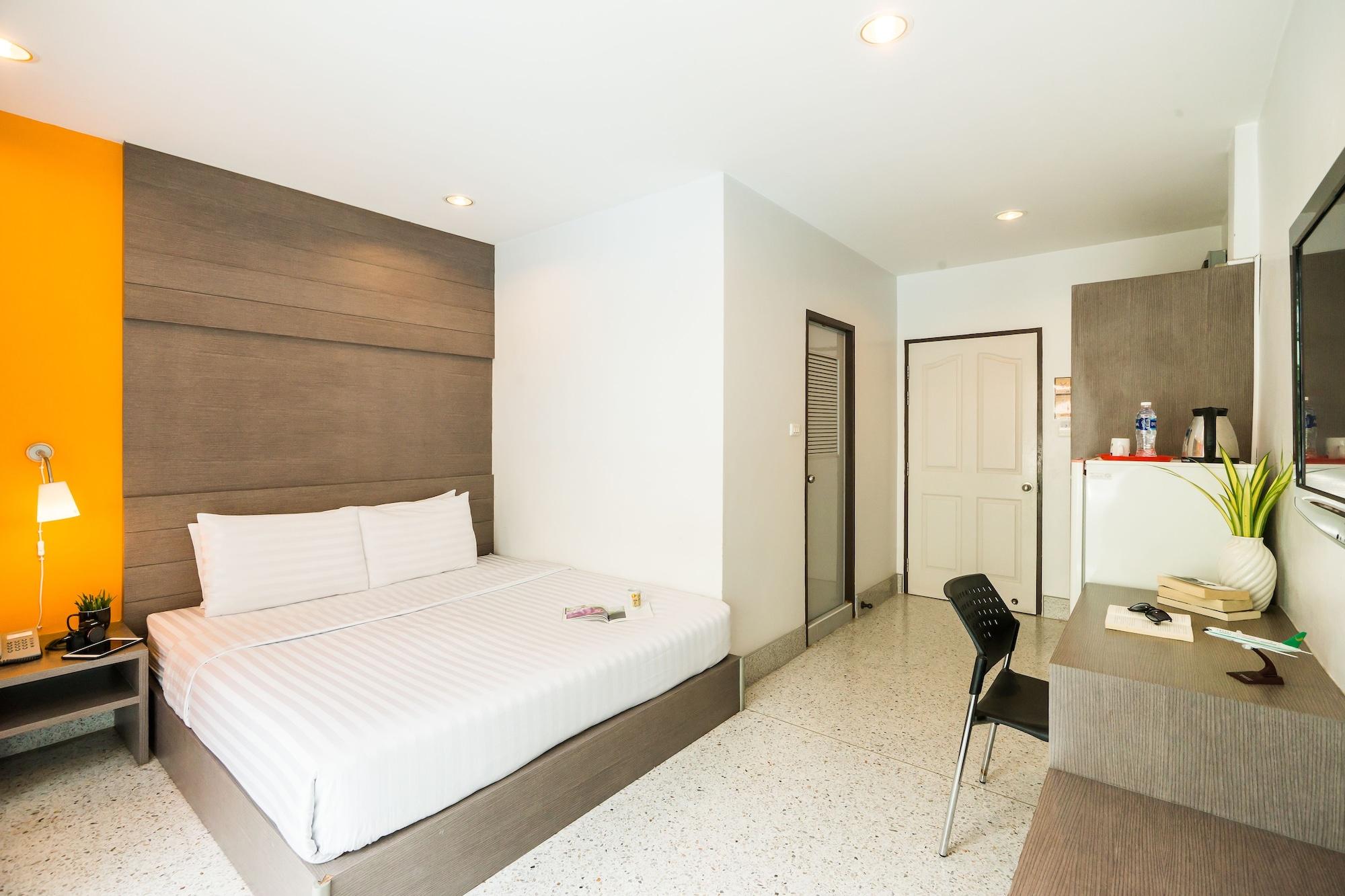 The Fifth 2* Bangkok