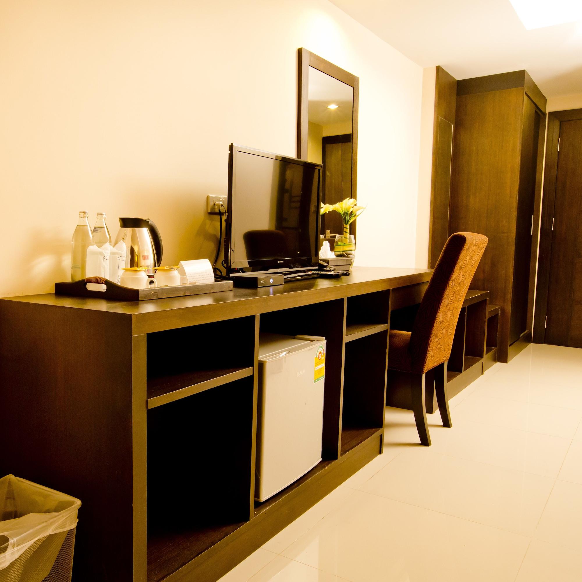 Sinsuvarn Airport Hotel