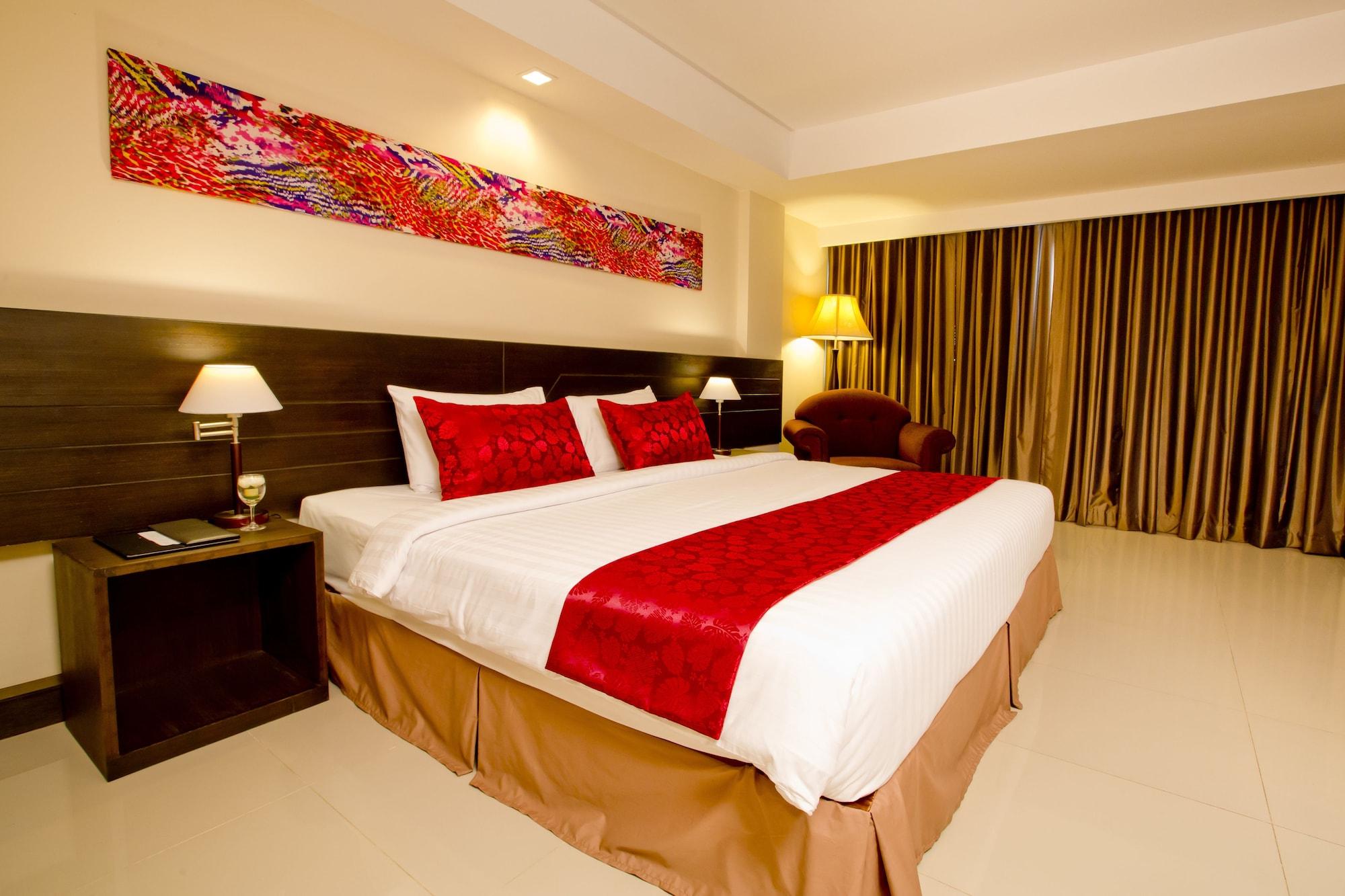 Sinsuvarn Airport 4*