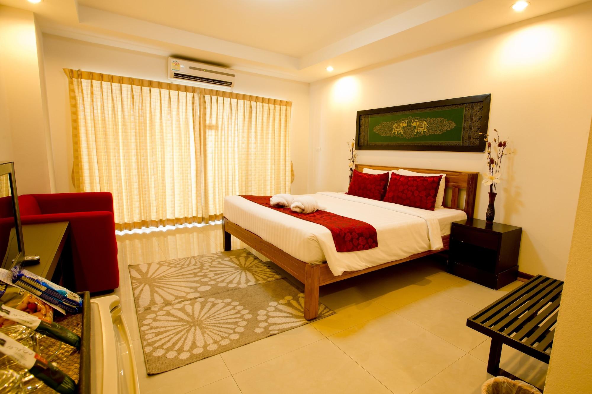 Sinsuvarn Airport Hotel 4*