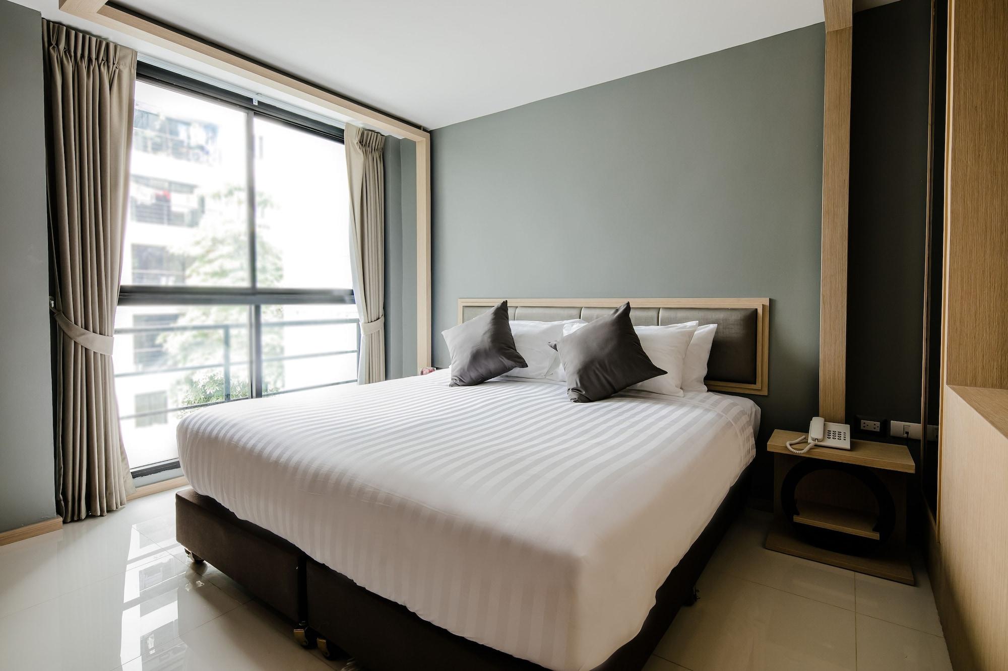 Three Sukhumvit 3*