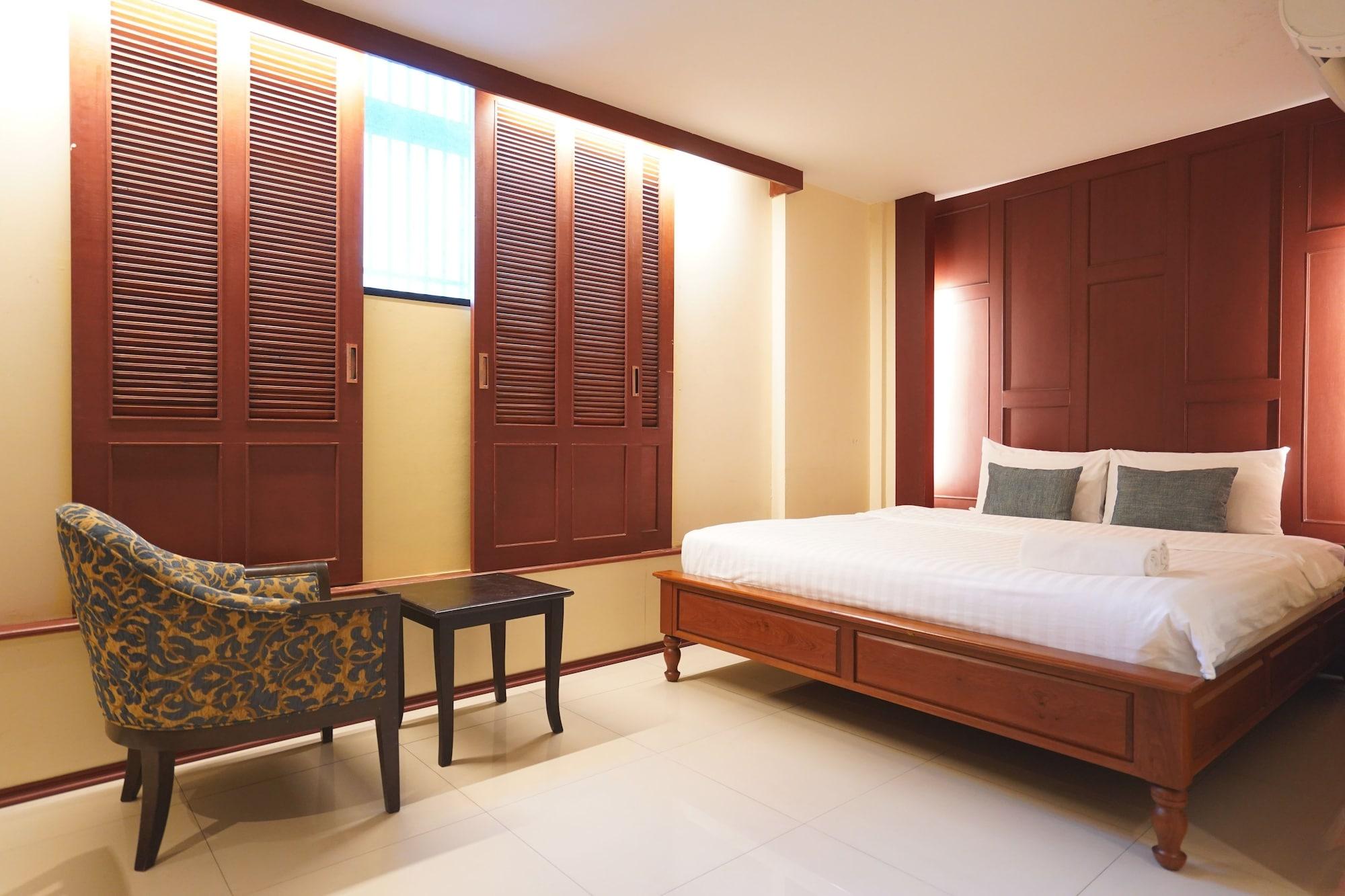 W 21 Hotel 3*