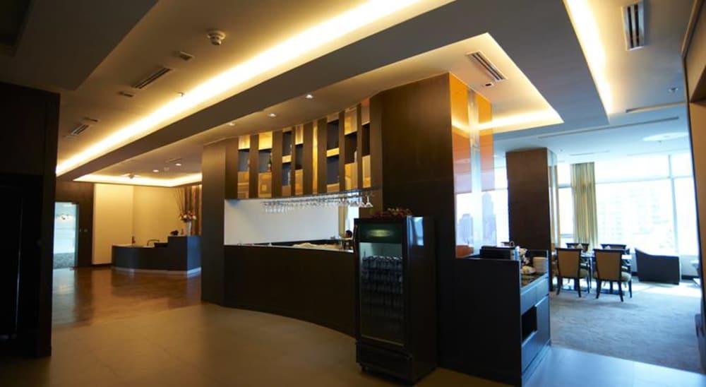 Executive Club At Windsor Hotel Bangkok