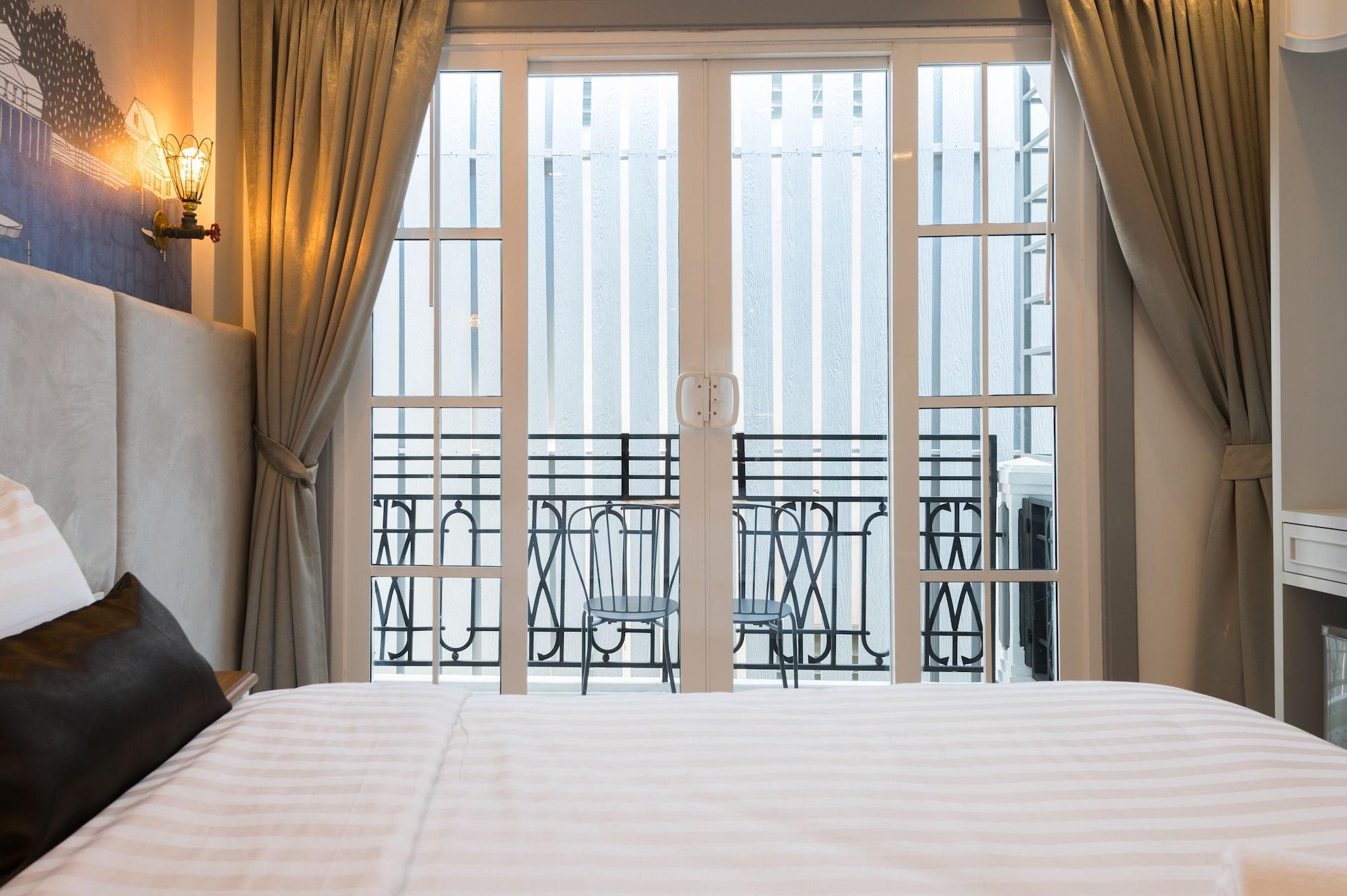 White Ivory Hotel 3*