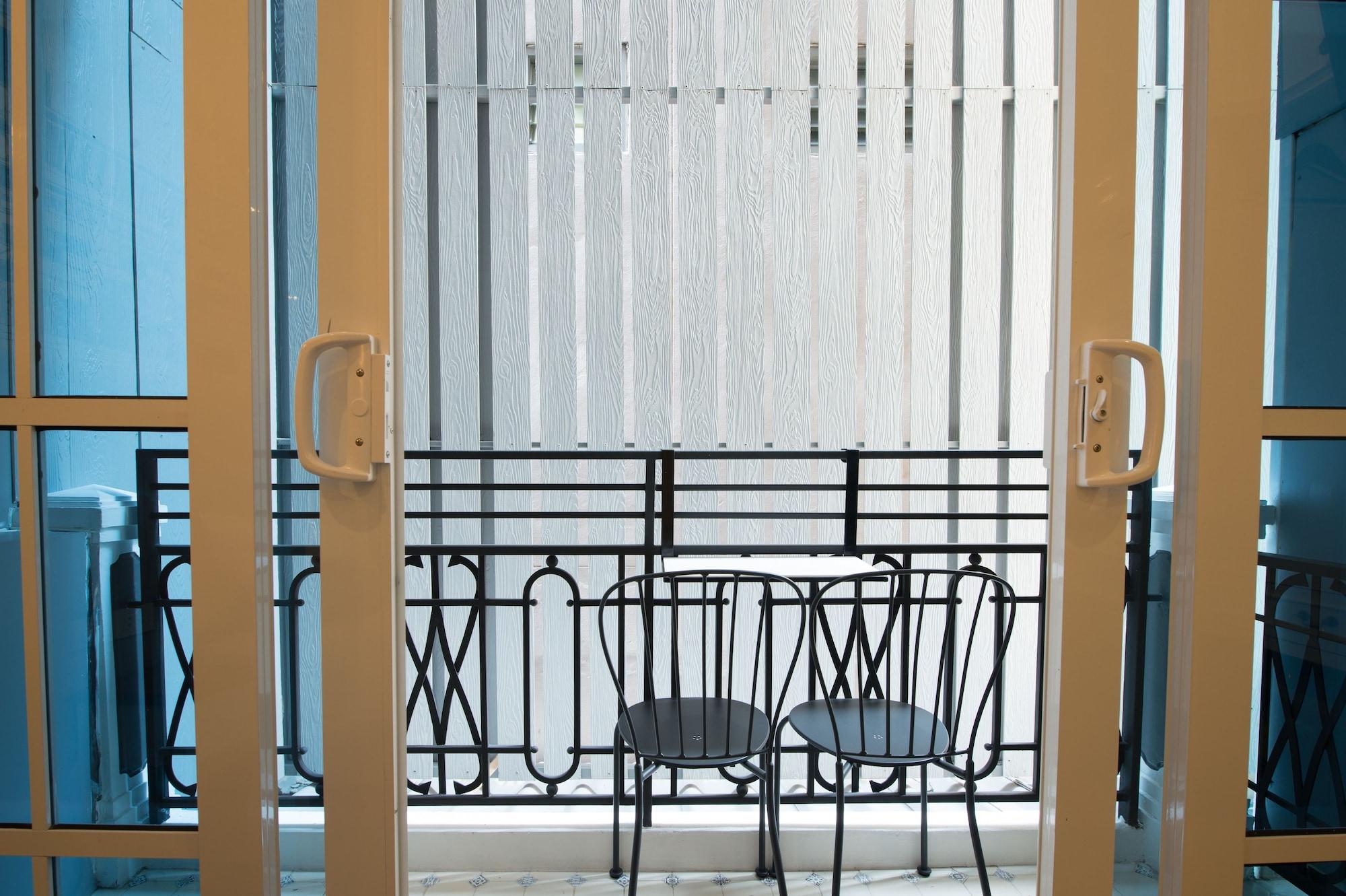 Hotel White Ivory 3*