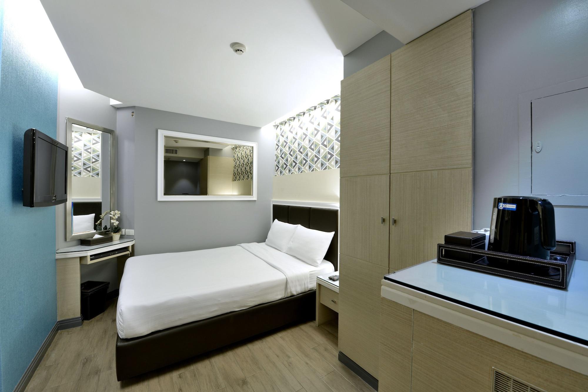 Prestige Nana Hotel 3*