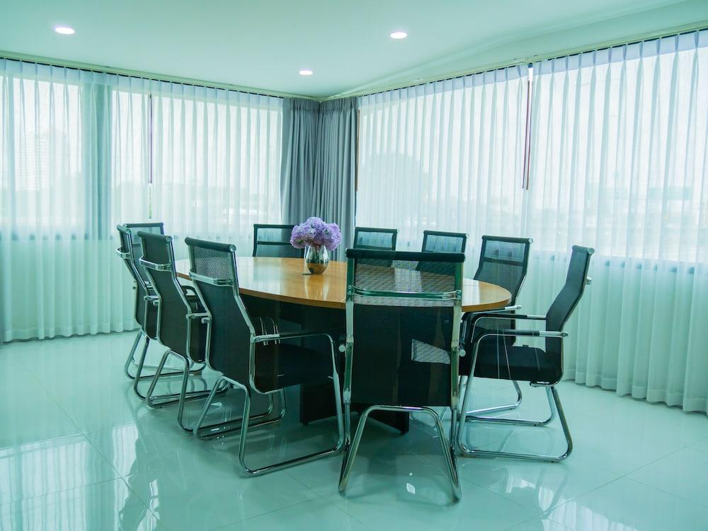 The Kinn Hotel 4*